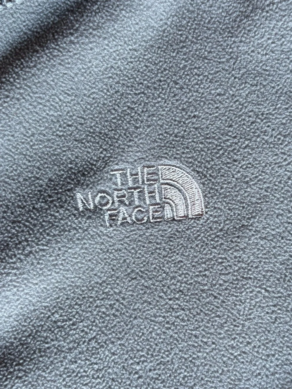 The North Face Glacier Fleece Jacket- Men’s Size Medium- Light Grey